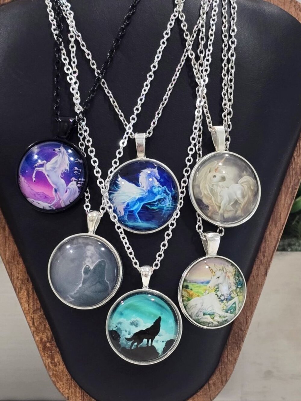 Handmade ✦ Fantasy Unicorn & Wolf Glass Pendant ✦ Artistic Cab Necklace 18" NWT